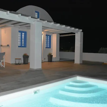 Villa Spacious Veranda, House For 3, In The Village. Kamari (Santorini)