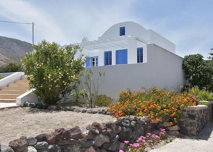 Spacious Veranda, House For 3, In The Village.