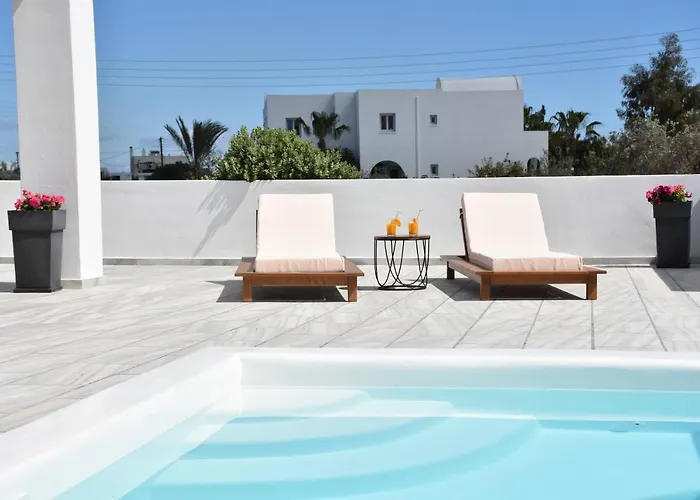 Spacious Veranda, House For 3, In The Village. Villa Kamári