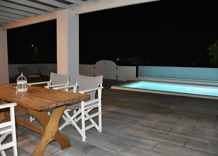 Spacious Veranda, House For 3, In The Village.