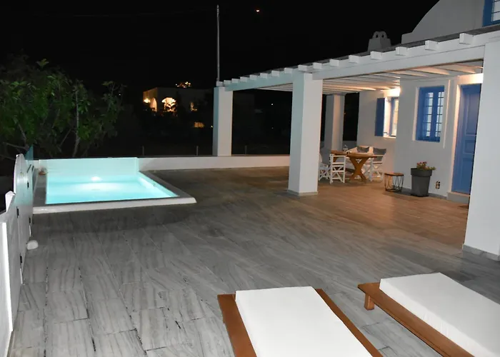 Spacious Veranda, House For 3, In The Village.