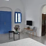 Spacious Veranda, House For 3, In The Village. Kamári